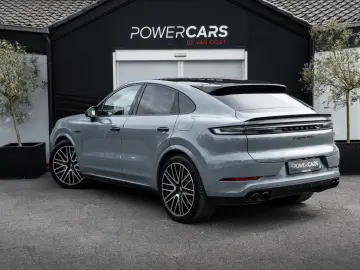 PORSCHE Cayenne Coupe Turbo E-Hybrid   Facelift
