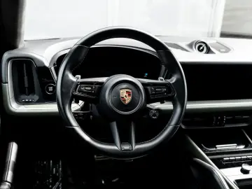 PORSCHE Cayenne Coupe Turbo E-Hybrid   Facelift