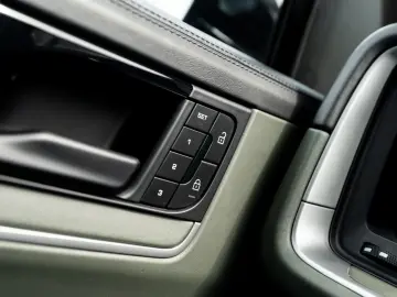 PORSCHE Cayenne Coupe Turbo E-Hybrid   Facelift
