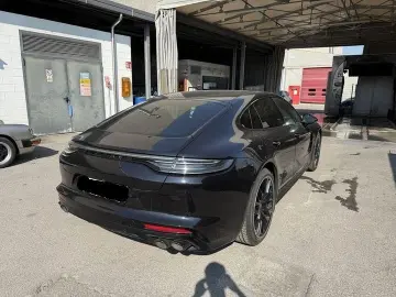 PORSCHE Panamera 4 E-Hybrid Platinum Edit.  CHRONO PASM