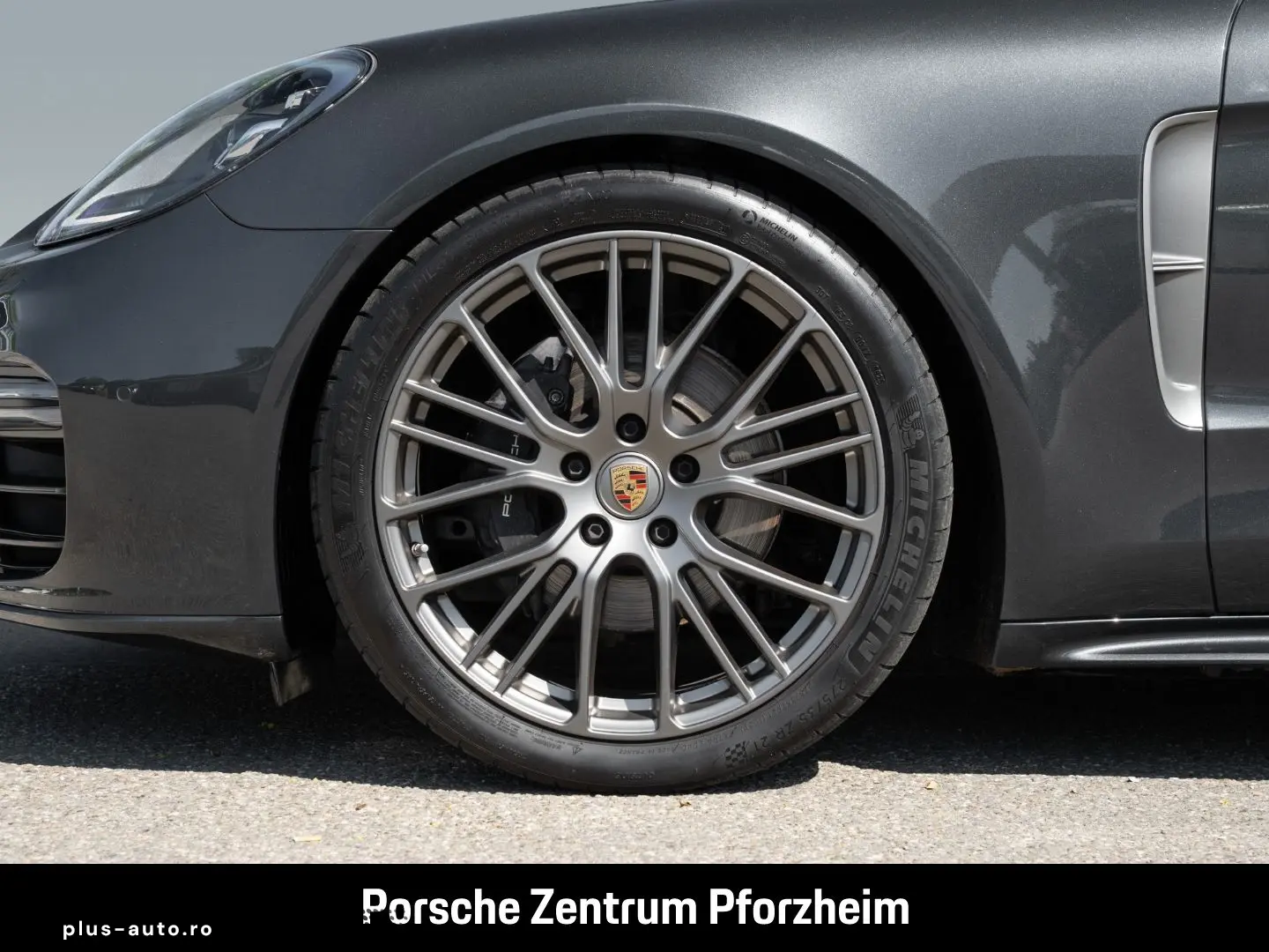 PORSCHE Panamera 4 Platinum Edition HA-Lenkung Sportabga