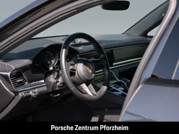 PORSCHE Panamera 4 Platinum Edition HA-Lenkung Sportabga