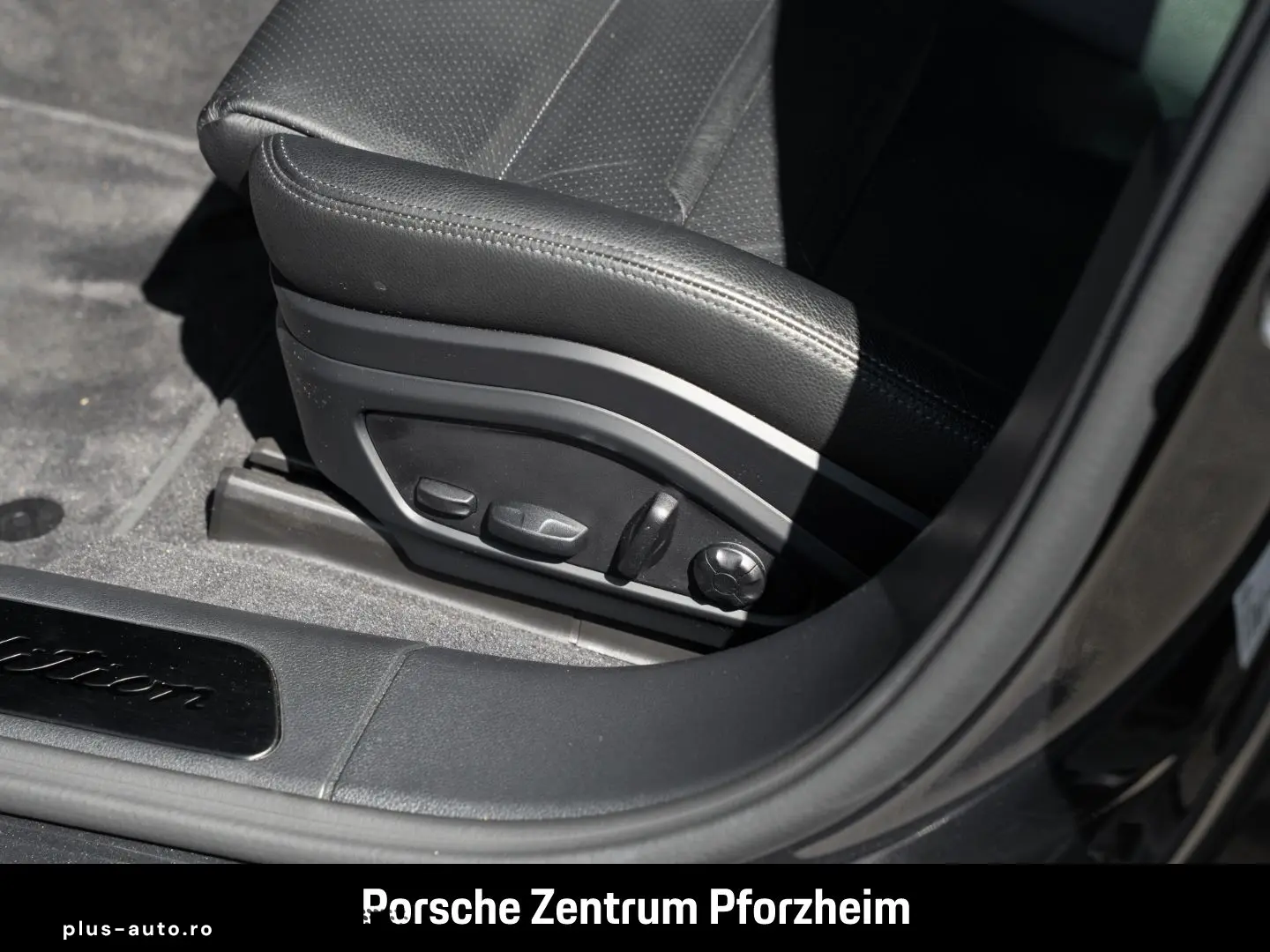 PORSCHE Panamera 4 Platinum Edition HA-Lenkung Sportabga