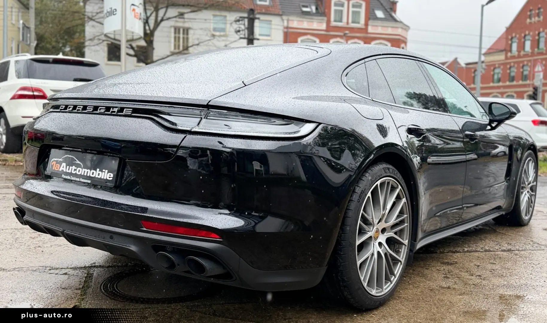 PORSCHE Panamera 4 Platinum Edition Approved Pano