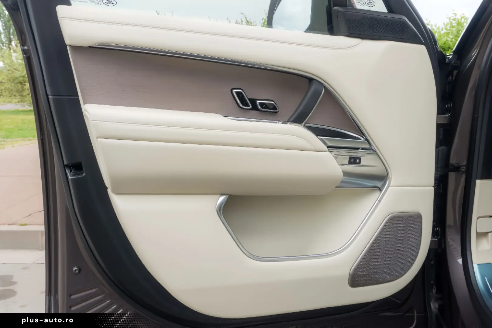 Land Rover Range Rover Autobiography_L460_PHEV