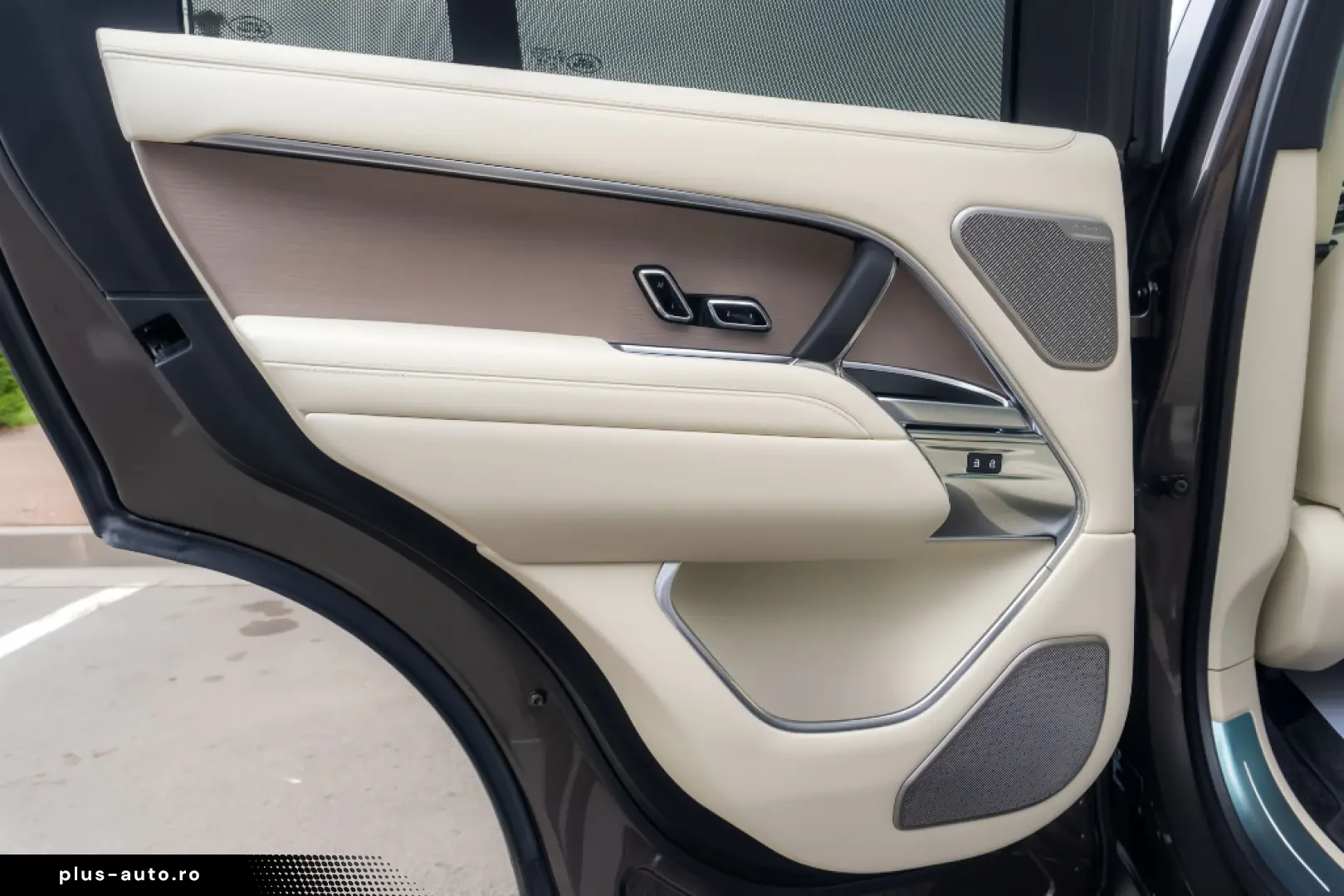 Land Rover Range Rover Autobiography_L460_PHEV
