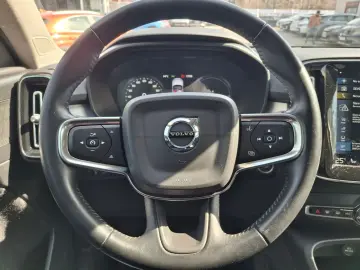 Volvo Xc-40