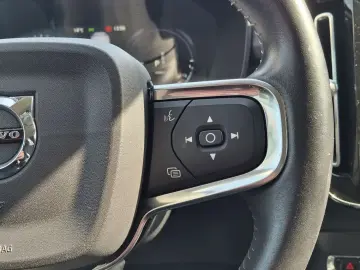 Volvo Xc-40