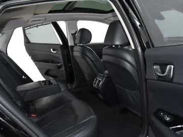 Kia Optima BUSINESS 1.7 CRDI ULTIMATE BUSINESS DCT7
