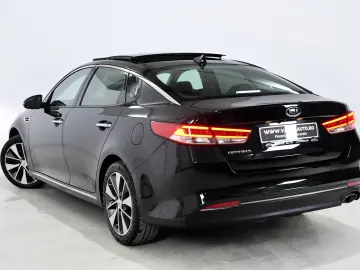 Kia Optima BUSINESS 1.7 CRDI ULTIMATE BUSINESS DCT7