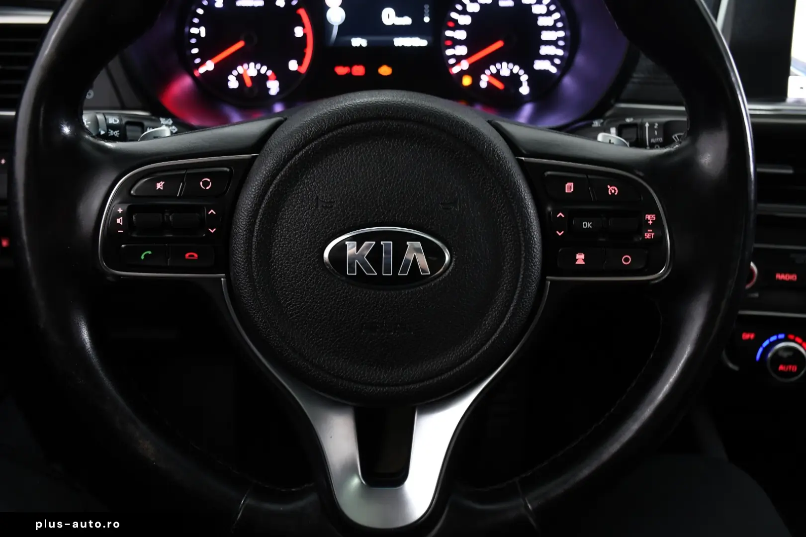 Kia Optima BUSINESS 1.7 CRDI ULTIMATE BUSINESS DCT7