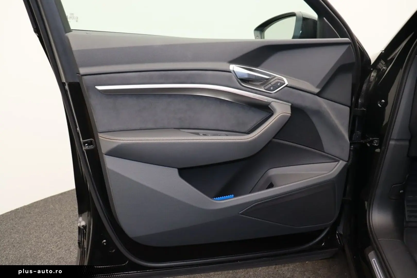 AUDI e-tron 55 quattro S line Virt.Cockpit LED Navi