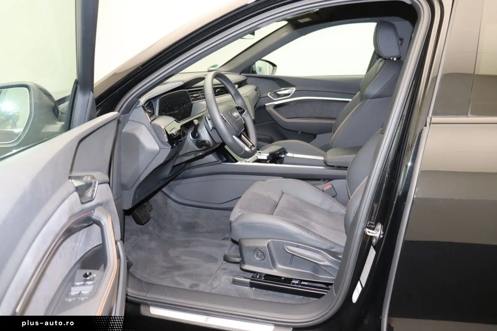 AUDI e-tron 55 quattro S line Virt.Cockpit LED Navi