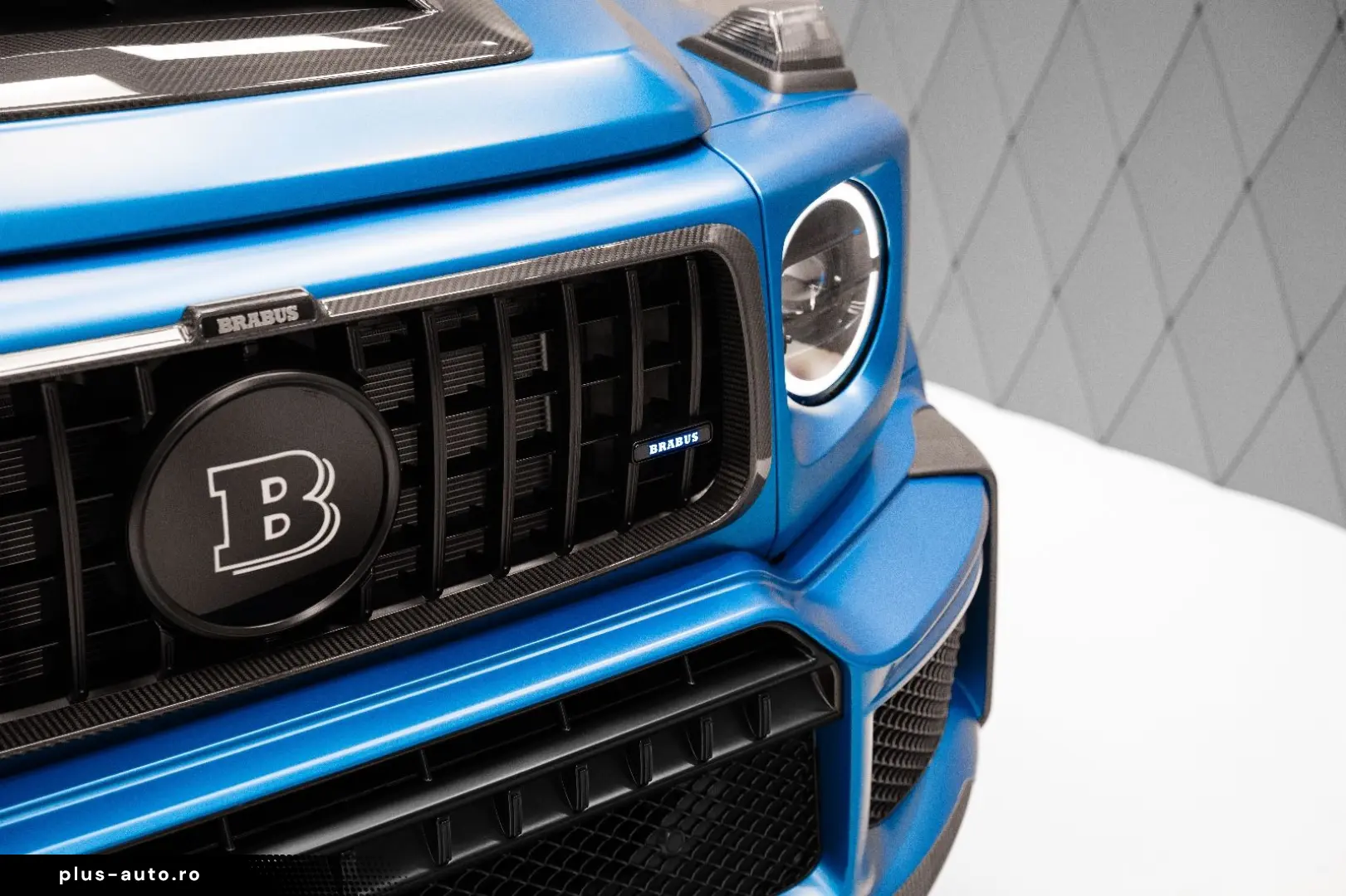 MERCEDES-BENZ G 63 AMG BRABUS G 700 MATT BLUE   BEIGE CARBON