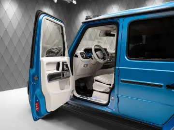 MERCEDES-BENZ G 63 AMG BRABUS G 700 MATT BLUE   BEIGE CARBON