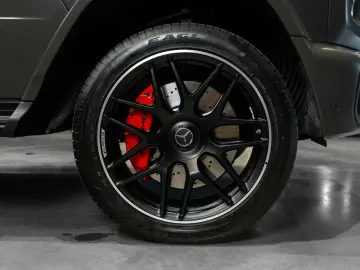MERCEDES-BENZ G 63 AMG V8  LED Burmester Brabus PPF