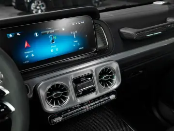 MERCEDES-BENZ G 63 AMG V8  LED Burmester Brabus PPF