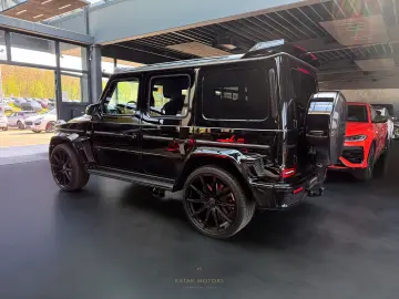 MERCEDES-BENZ G 63 AMG BRABUS 700 CARBON STARLIGHT BURMESTER