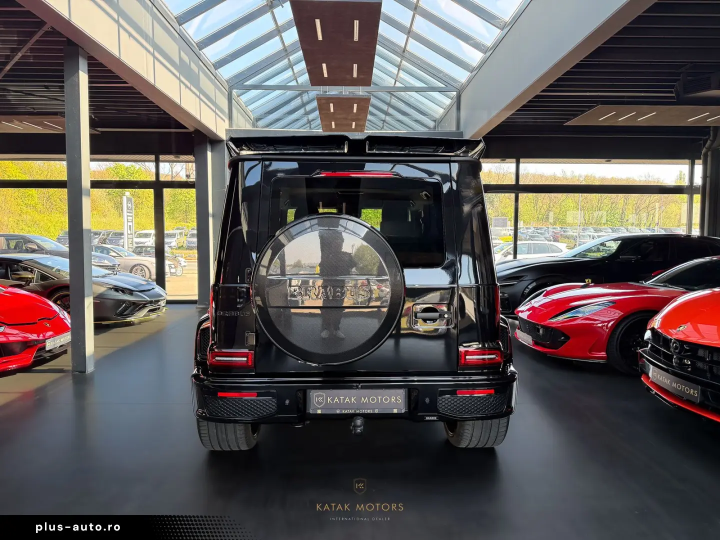 MERCEDES-BENZ G 63 AMG BRABUS 700 CARBON STARLIGHT BURMESTER