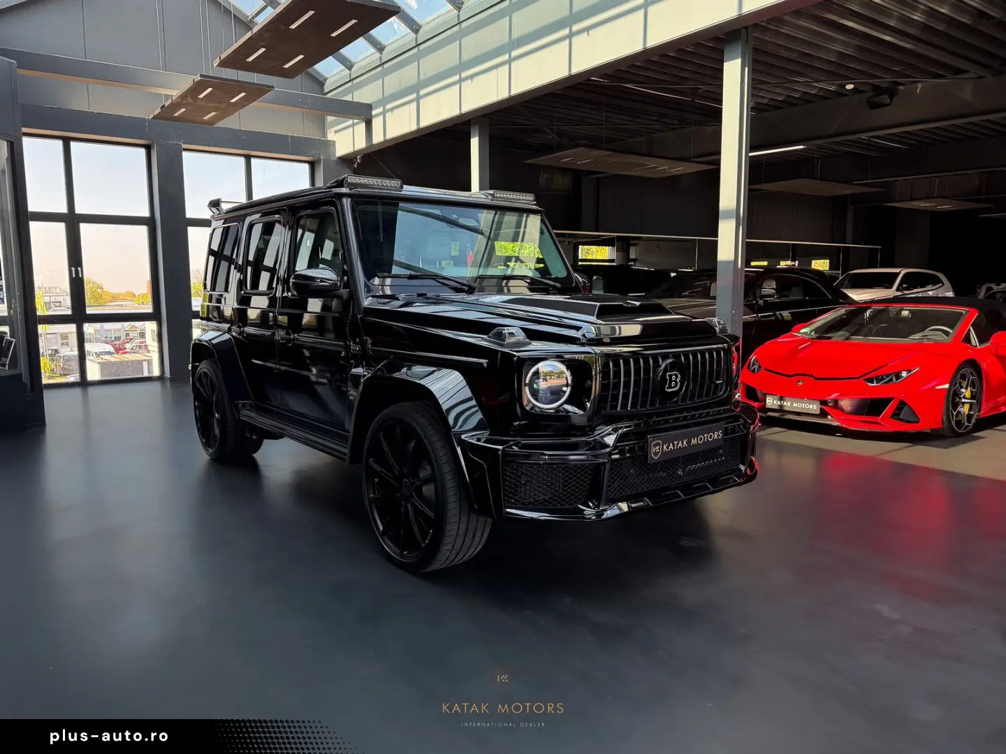 MERCEDES-BENZ G 63 AMG BRABUS 700 CARBON STARLIGHT BURMESTER