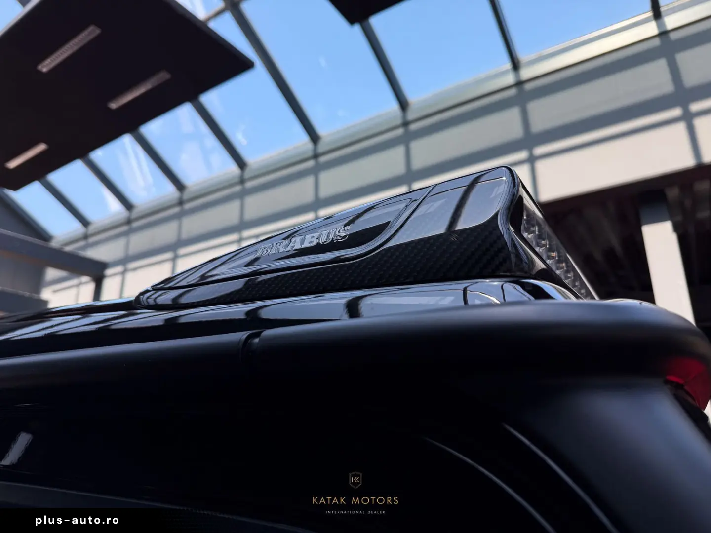 MERCEDES-BENZ G 63 AMG BRABUS 700 CARBON STARLIGHT BURMESTER