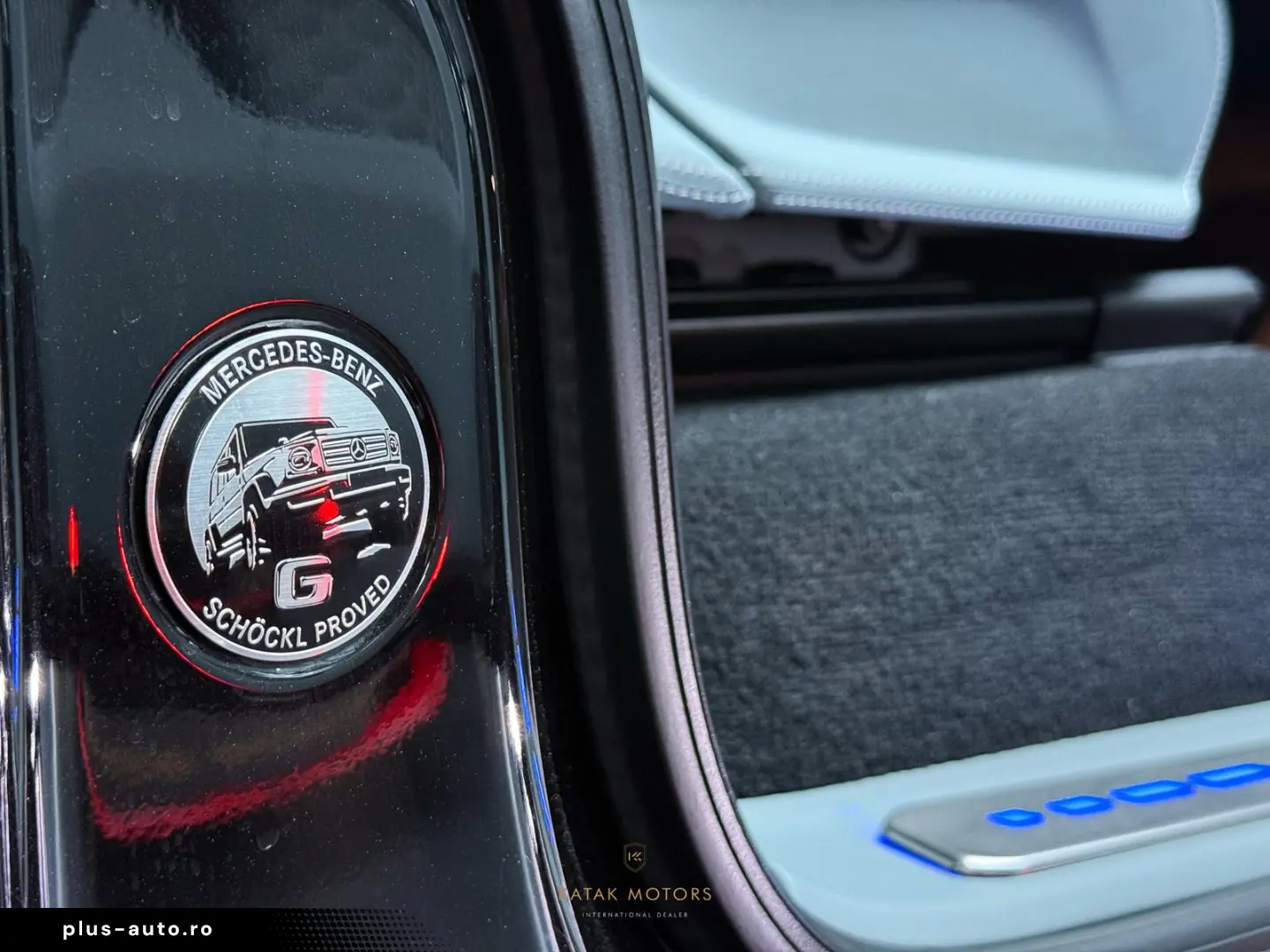MERCEDES-BENZ G 63 AMG BRABUS 700 CARBON STARLIGHT BURMESTER