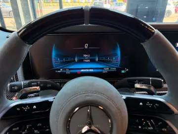 MERCEDES-BENZ G 63 AMG BRABUS 700 CARBON STARLIGHT BURMESTER