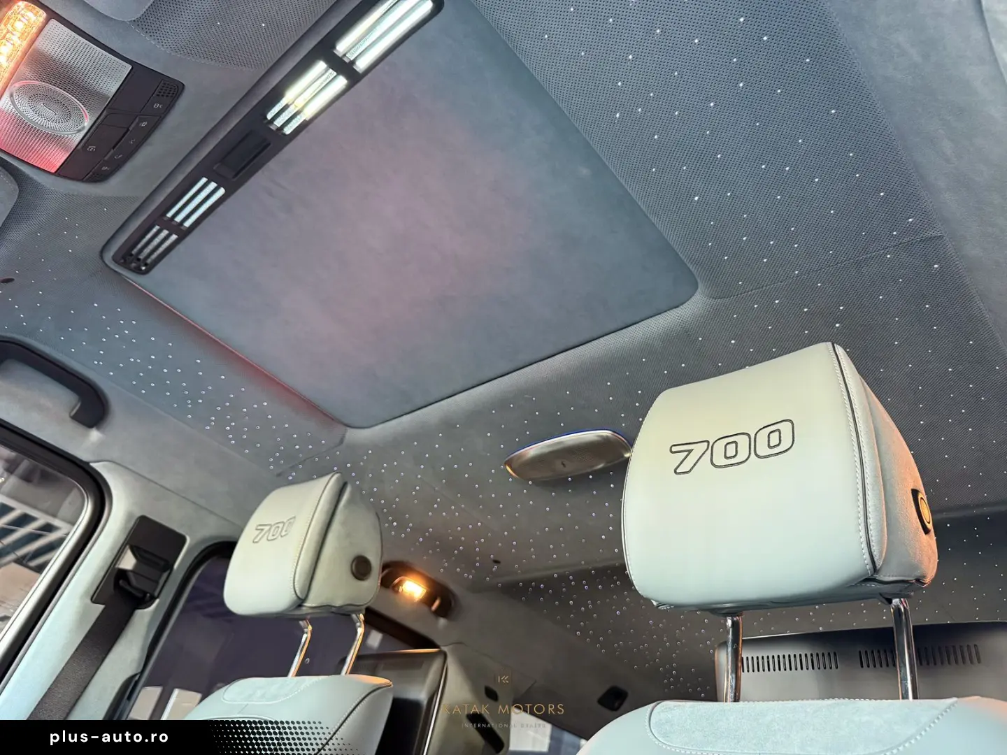 MERCEDES-BENZ G 63 AMG BRABUS 700 CARBON STARLIGHT BURMESTER