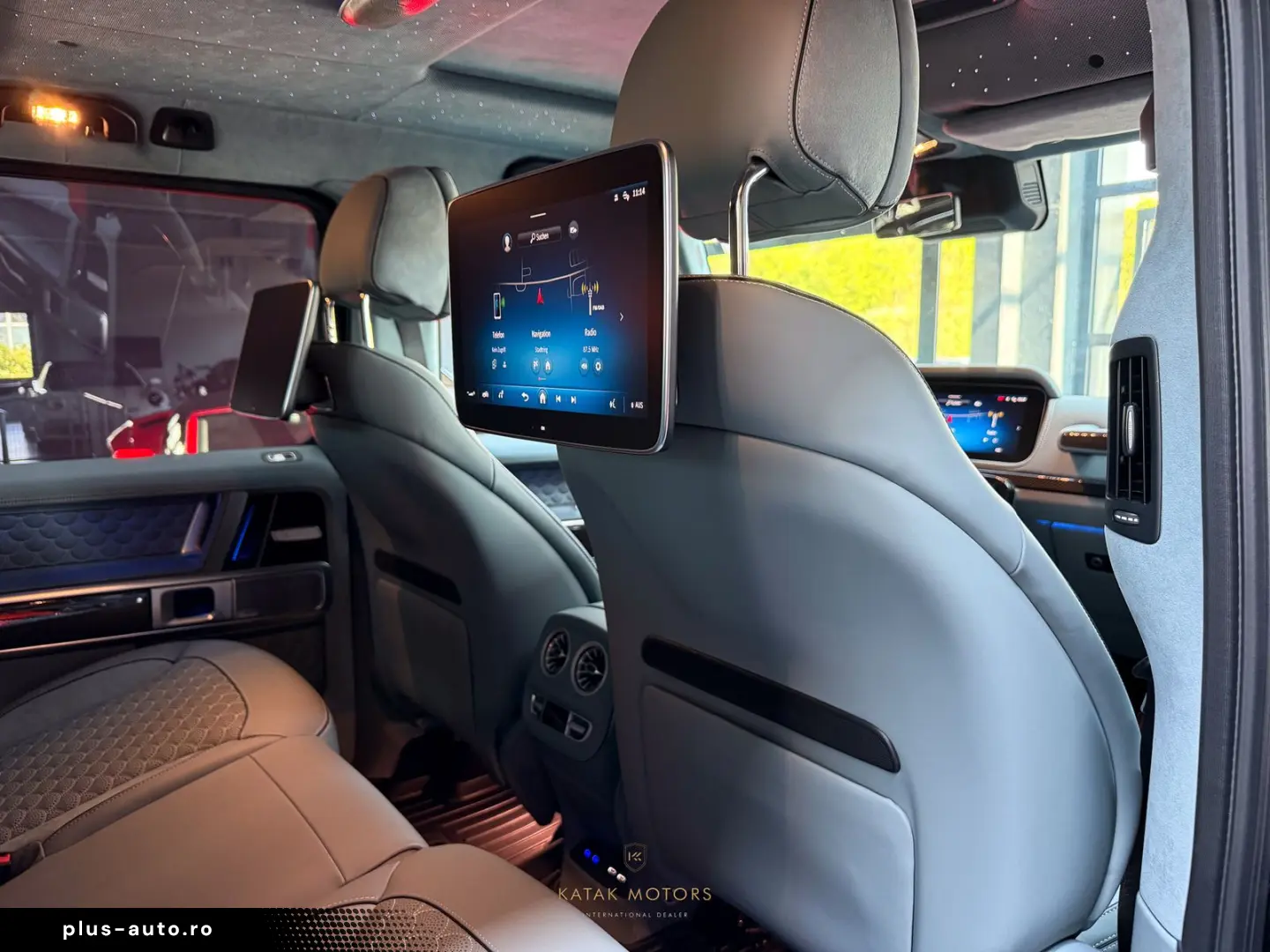 MERCEDES-BENZ G 63 AMG BRABUS 700 CARBON STARLIGHT BURMESTER