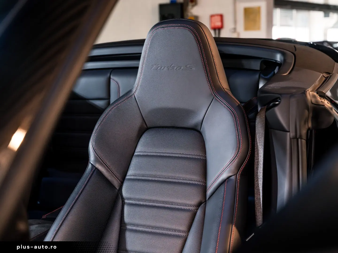 PORSCHE 992 911 Turbo S Cabriolet BRABUS