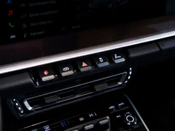 PORSCHE 992 911 Turbo S Cabriolet BRABUS