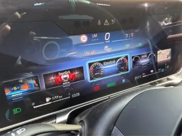 MERCEDES-BENZ S 63 AMG BRABUS 930 LED LEDER CARBON HUD PANO