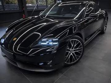 Porsche Taycan 70thYear Pano Beif Dis  5 Sitzer