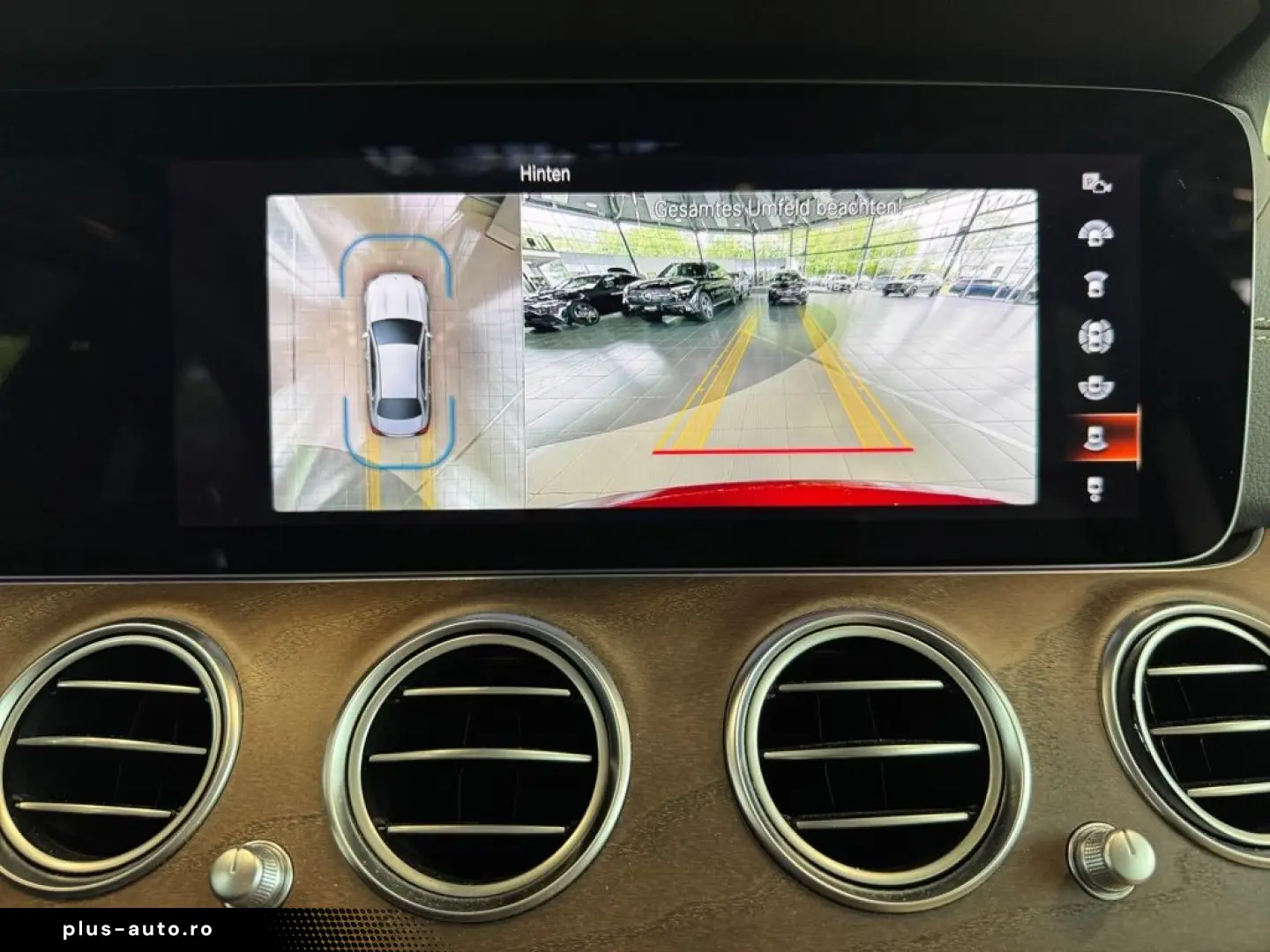 MERCEDES-BENZ E 300 de 4M Exclusive  Massage  HuD  Sitzklima
