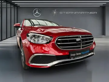 MERCEDES-BENZ E 300 de 4M Exclusive  Massage  HuD  Sitzklima