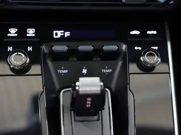 Porsche 992 Coupe Evac sport SportChrono Bose Plafon sticlă