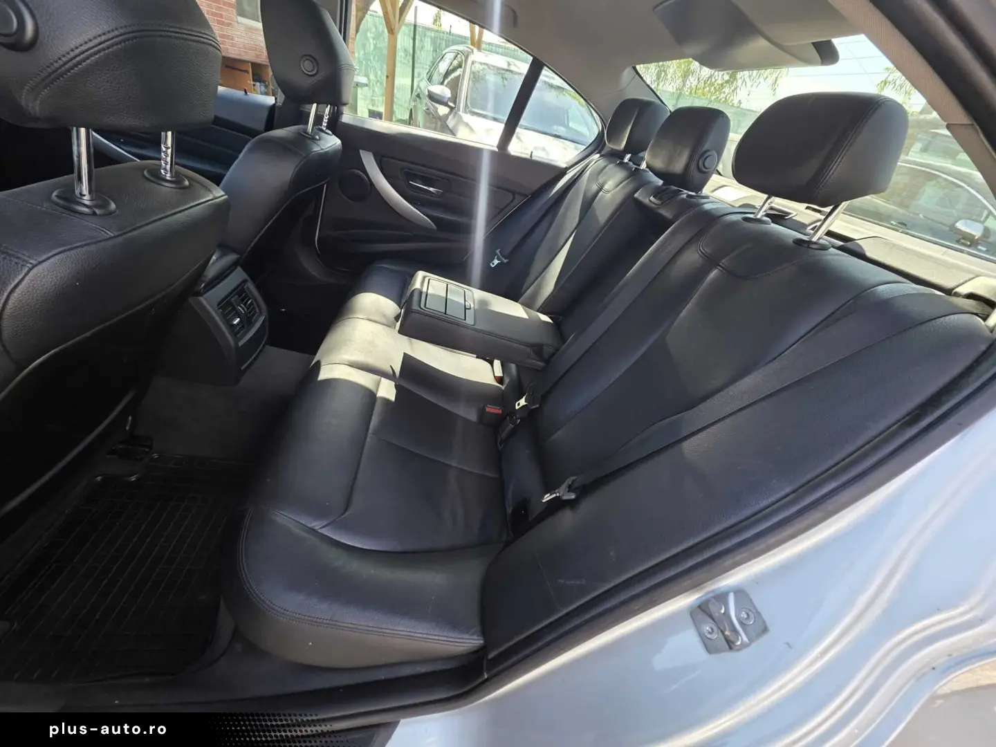 BMW Seria 3 318d