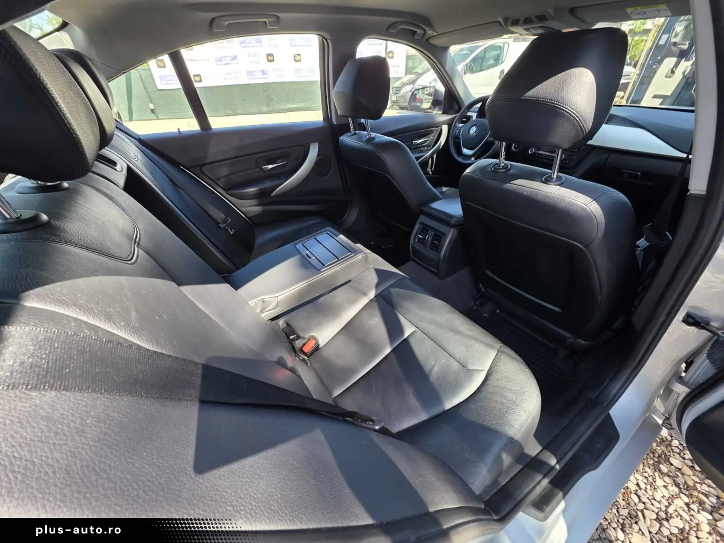 BMW Seria 3 318d