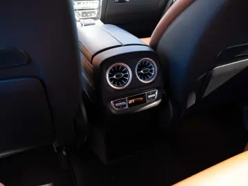 MERCEDES-BENZ G800 4 0 Brabus