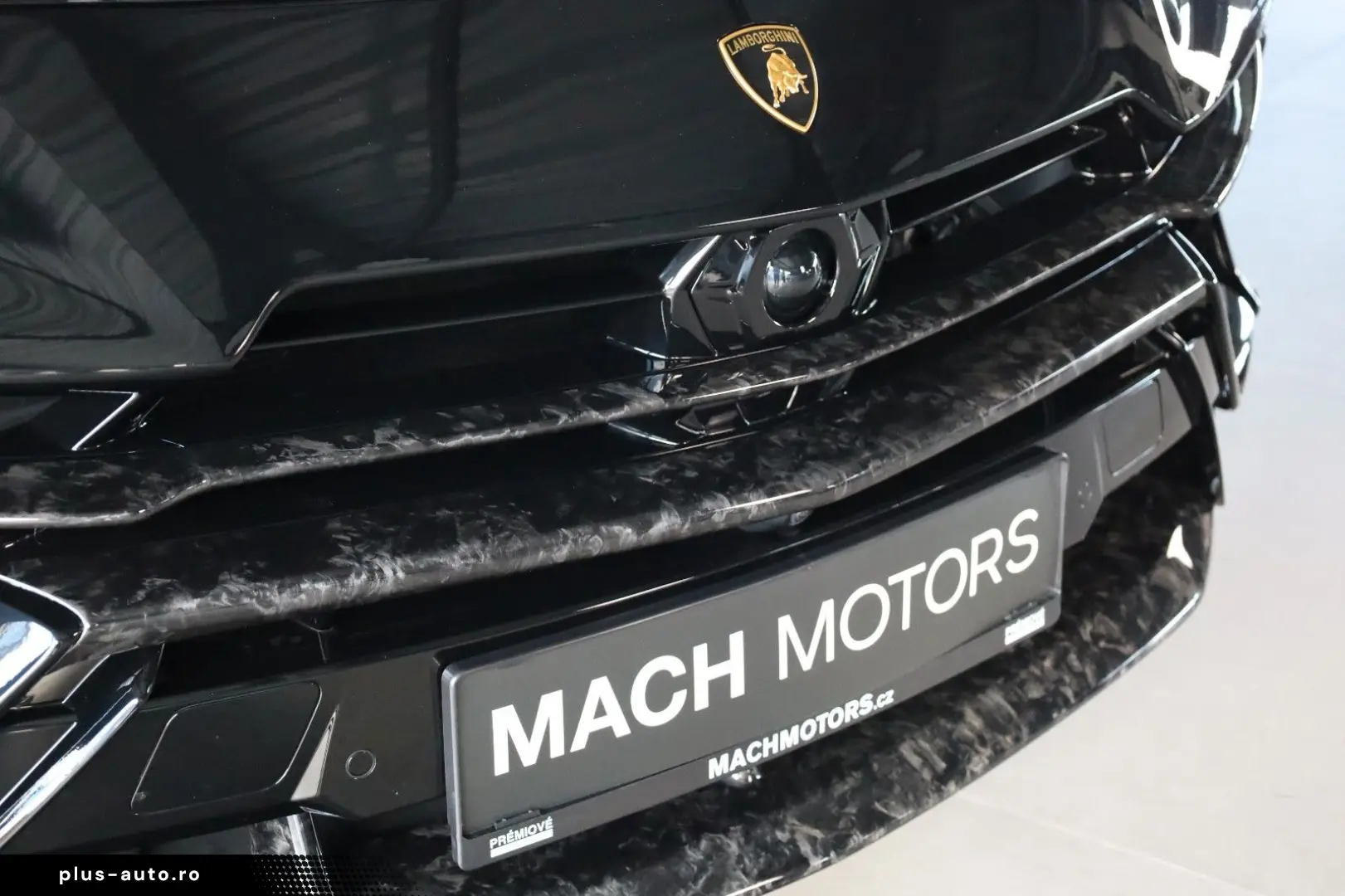 LAMBORGHINI Urus S - NOVITEC Wide Body Kit