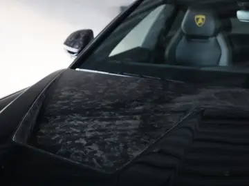 LAMBORGHINI Urus S - NOVITEC Wide Body Kit