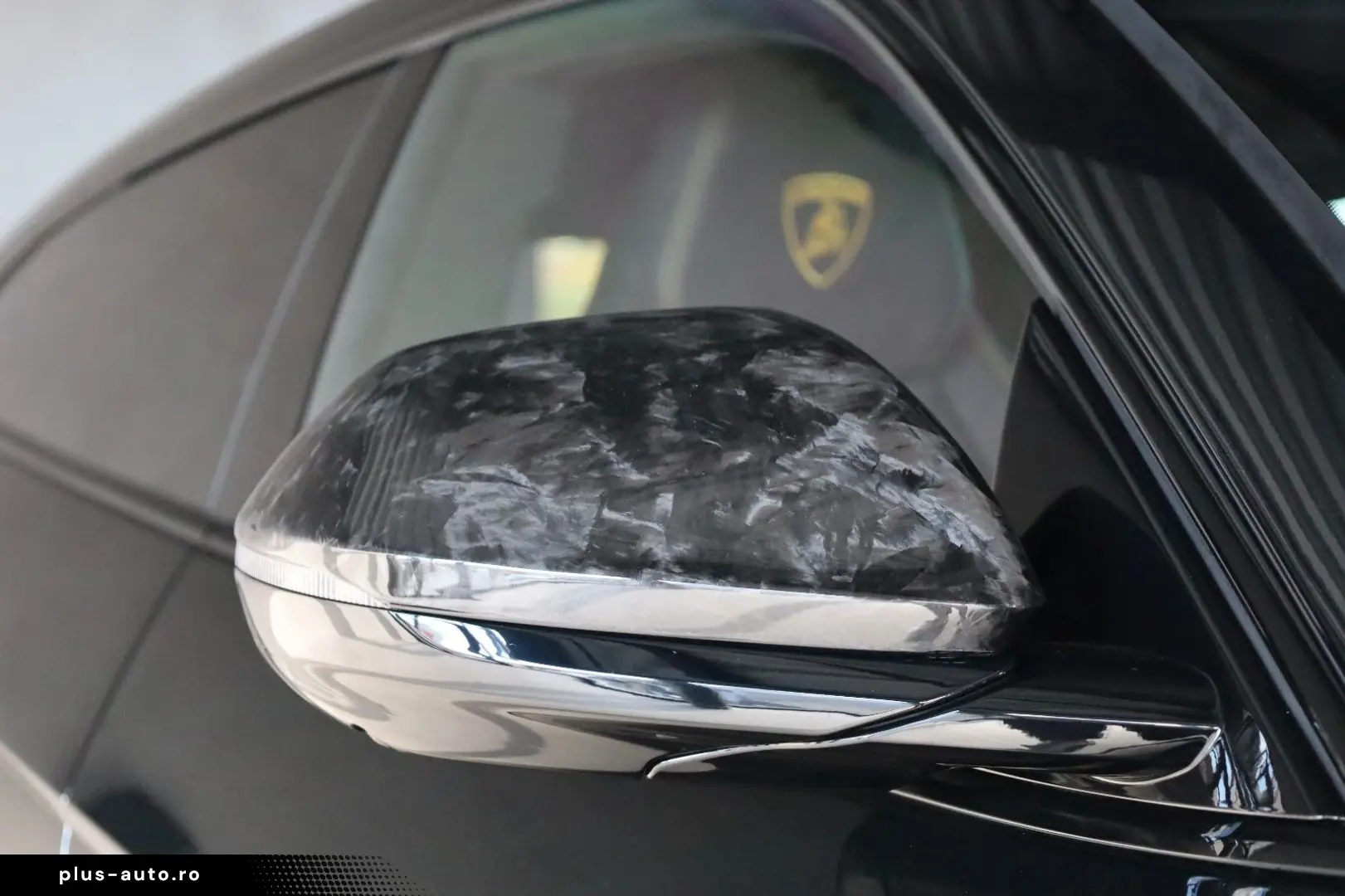 LAMBORGHINI Urus S - NOVITEC Wide Body Kit