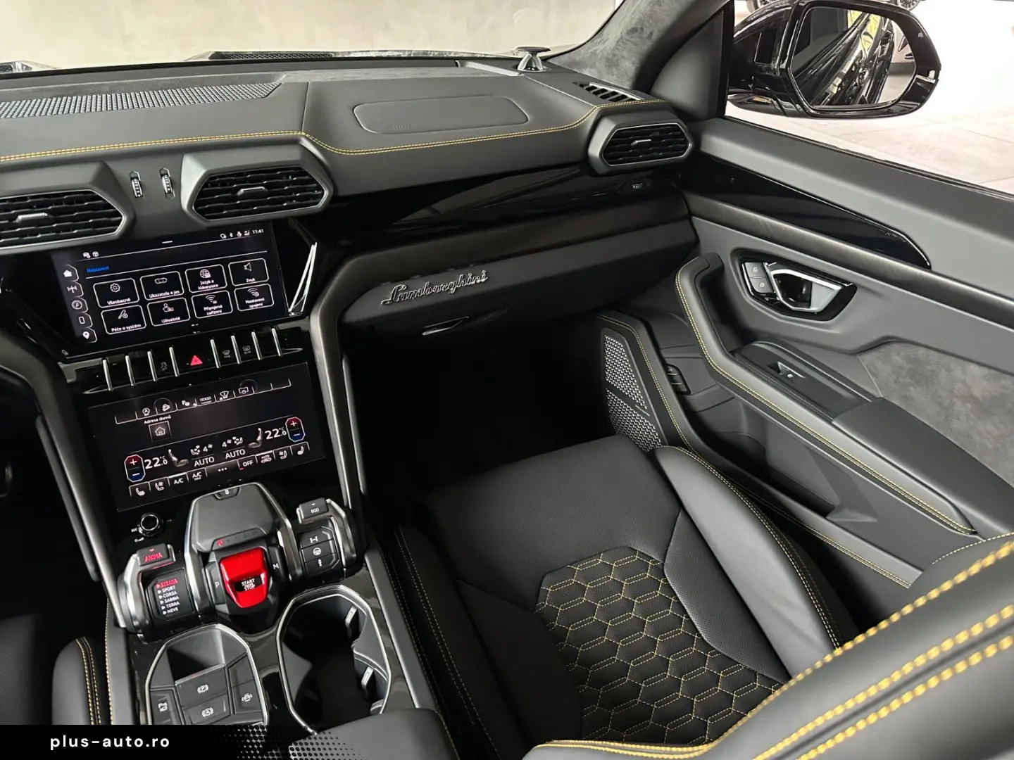 LAMBORGHINI Urus S - NOVITEC Wide Body Kit