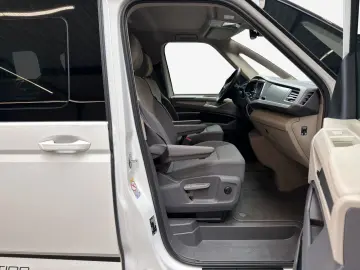 VW T7 Multivan 2.0 TDI Edition  IQ.Light
