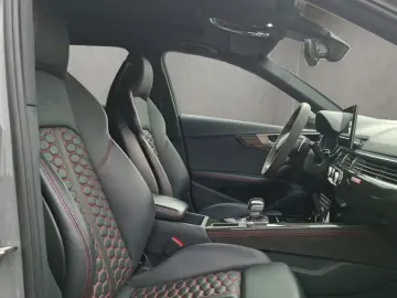 AUDI RS 4 Avant quattro RS4-X ABT 530 PS limitiert