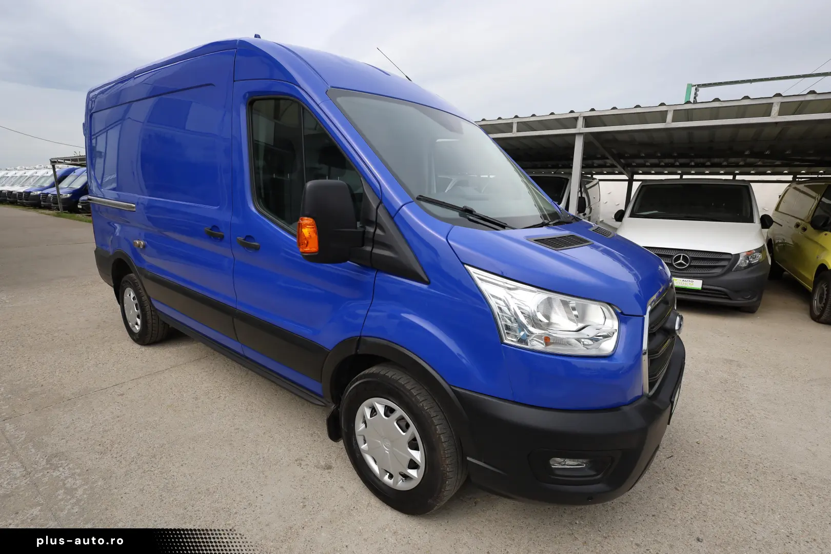 Ford Transit Furgon L2H2 MHEV 2.0D 130CP