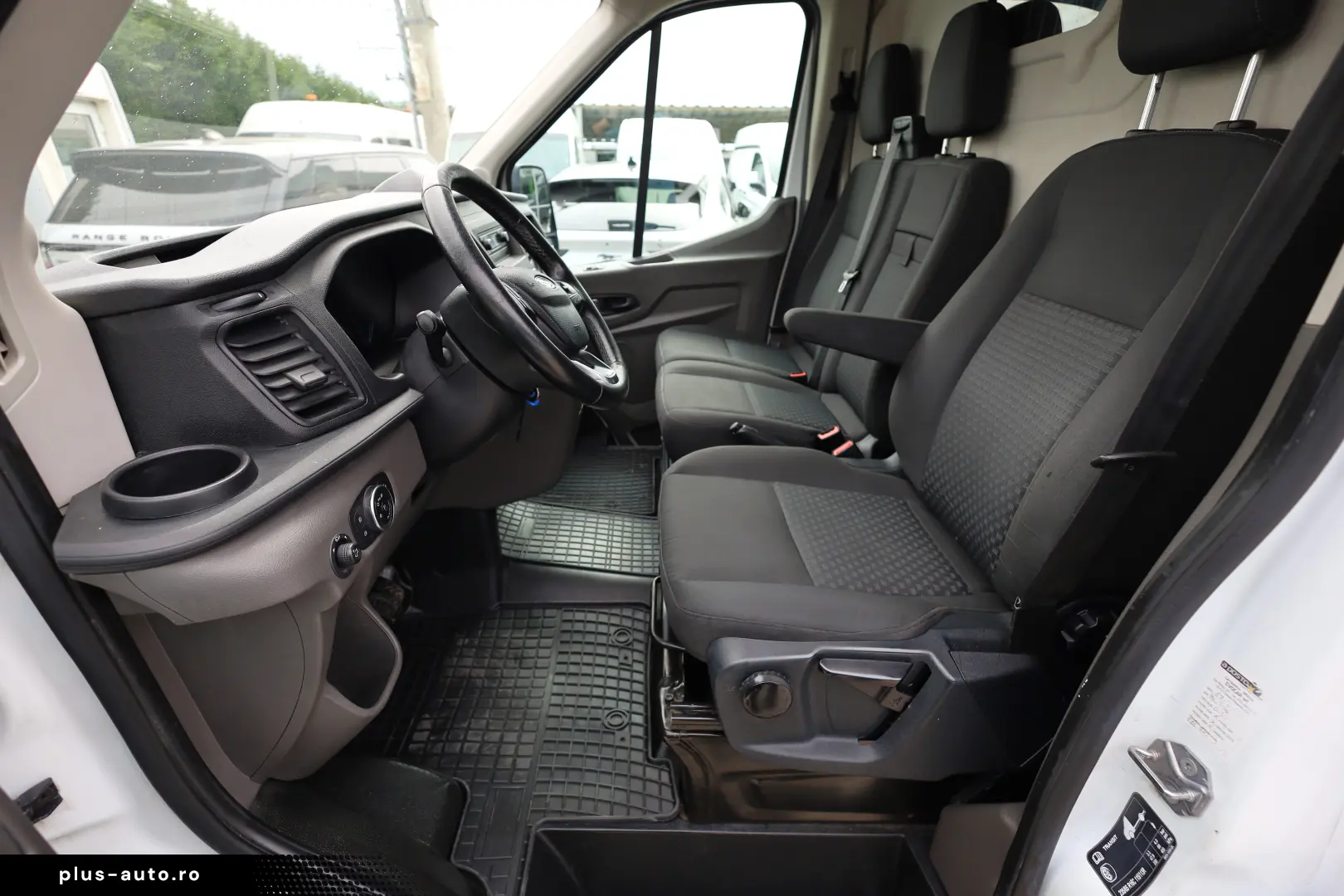Ford Transit Furgon L2H2 MHEV 2.0D 130CP