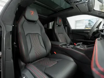 Lamborghini Urus SE BRABUS 900 PS