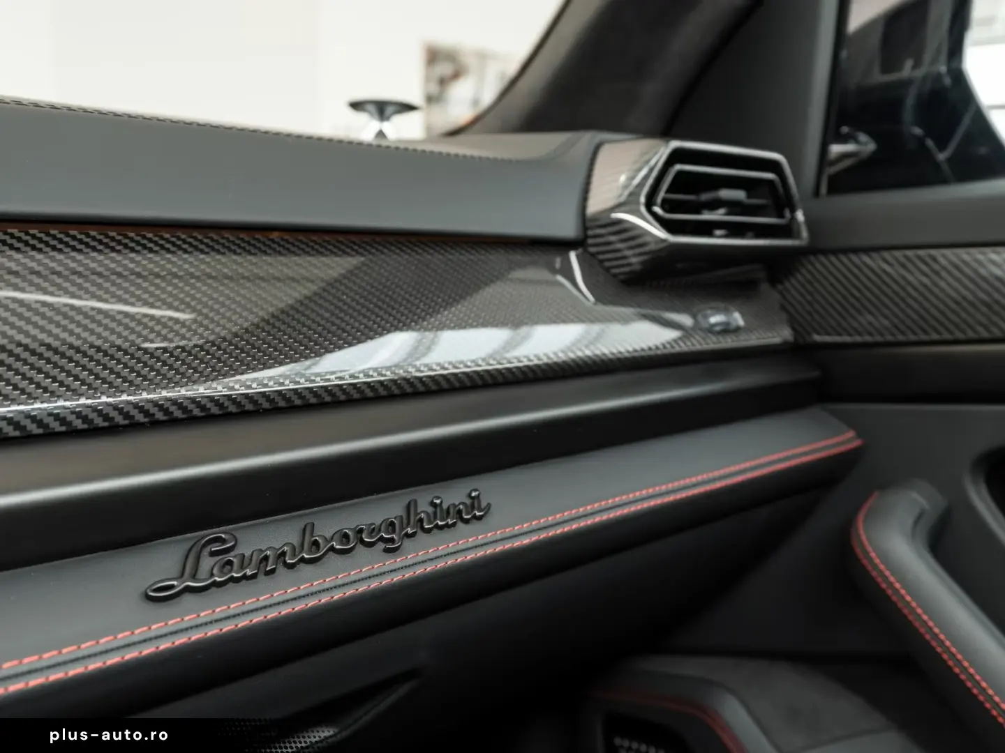 Lamborghini Urus SE BRABUS 900 PS