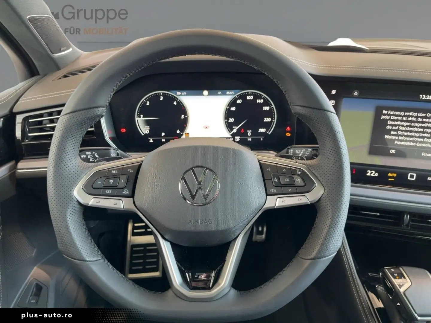 VW Touareg 3.0 V6 TDI 4Motion W R-Line AHK Navi